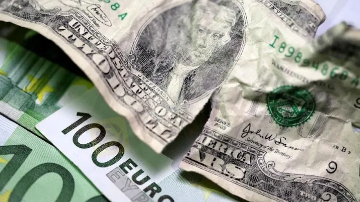 Dolar.jpg Dolar.jpg