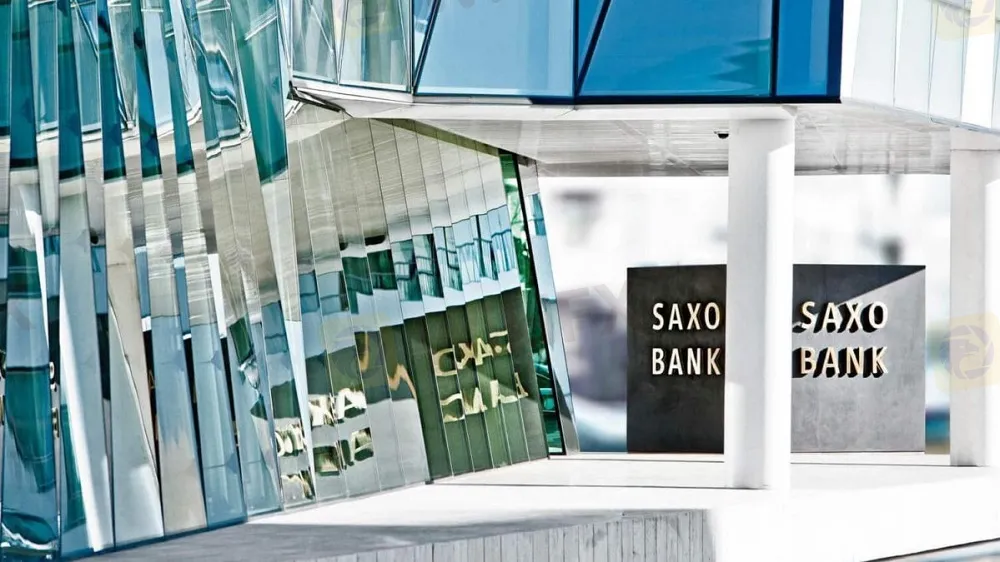 Saxo-Bank-office-Copenhagen.jpg Saxo-Bank-office-Copenhagen.jpg