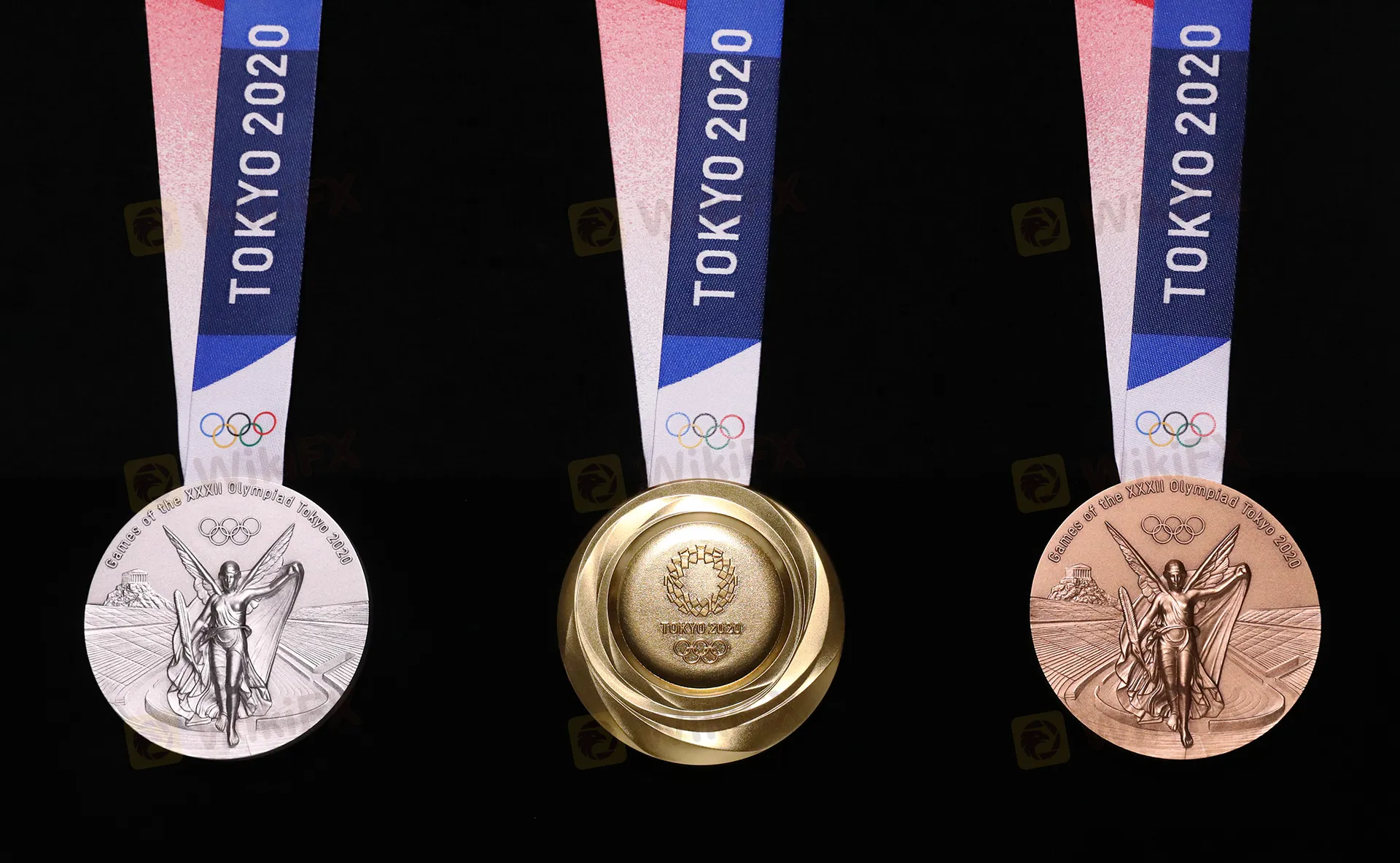 215_Tokyo2020MedalDesign_4.jpg 215_Tokyo2020MedalDesign_4.jpg