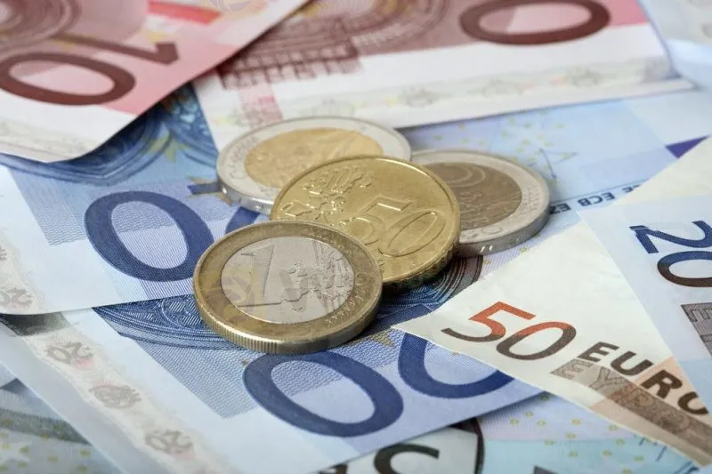 euro-11-1-e1527828498855.jpg euro-11-1-e1527828498855.jpg